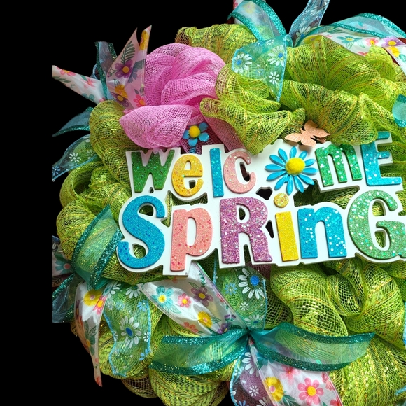HANDMADE WELCOME SPRING DECO MESH WREATH - Picture 2 of 4